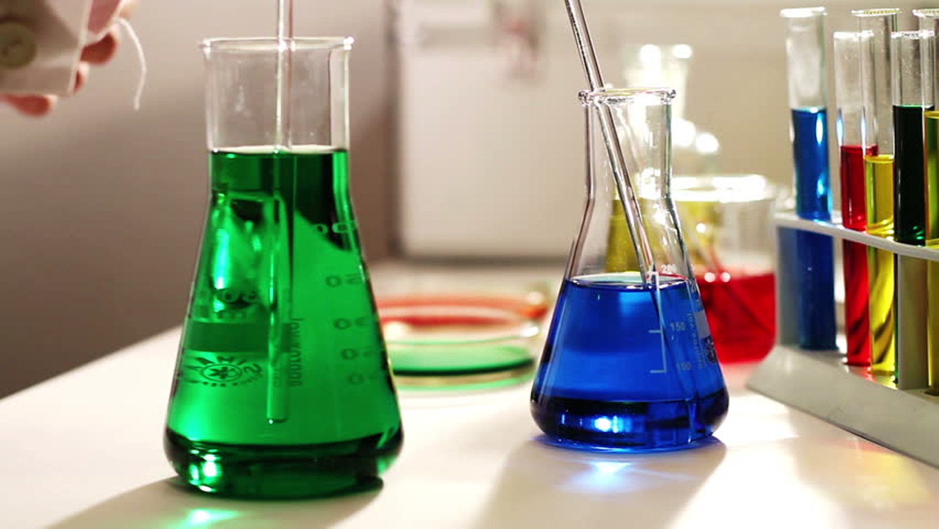 providing  high quality laboratory fume cupboard since 1999