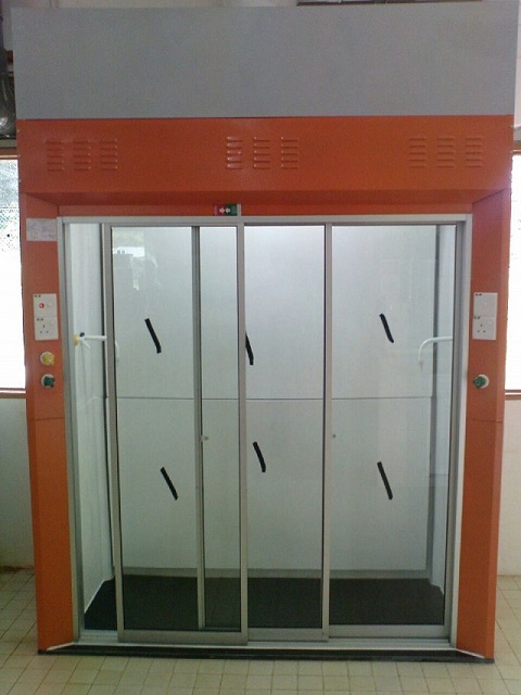 Walk-in Fume Cupboard